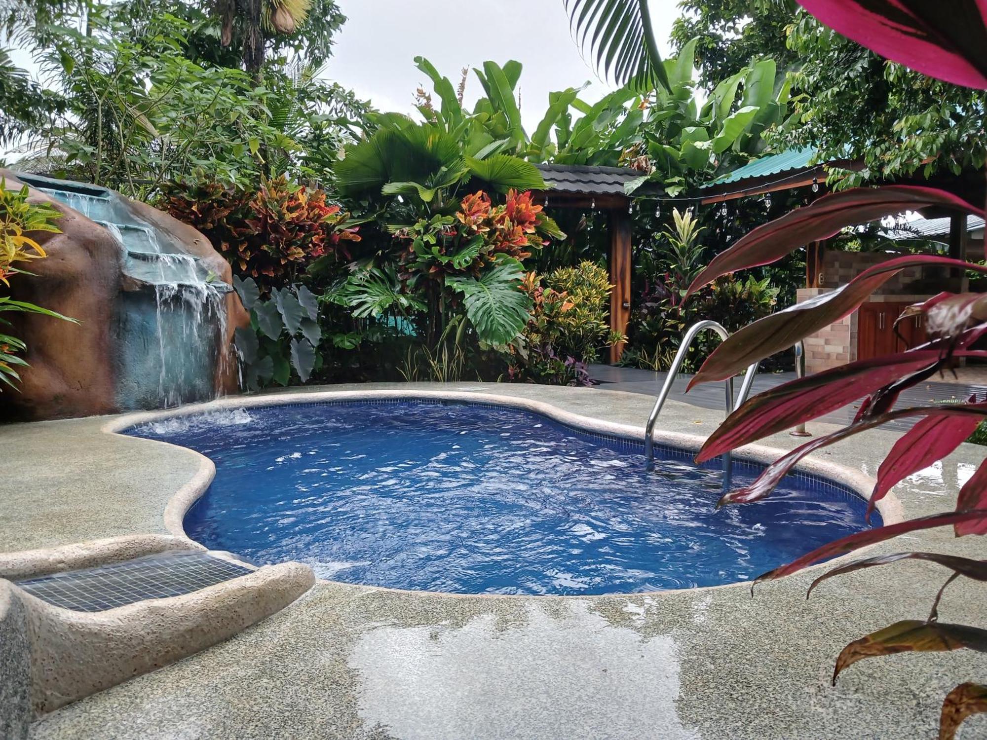 San Gabriel Apartments La Fortuna Eksteriør bilde