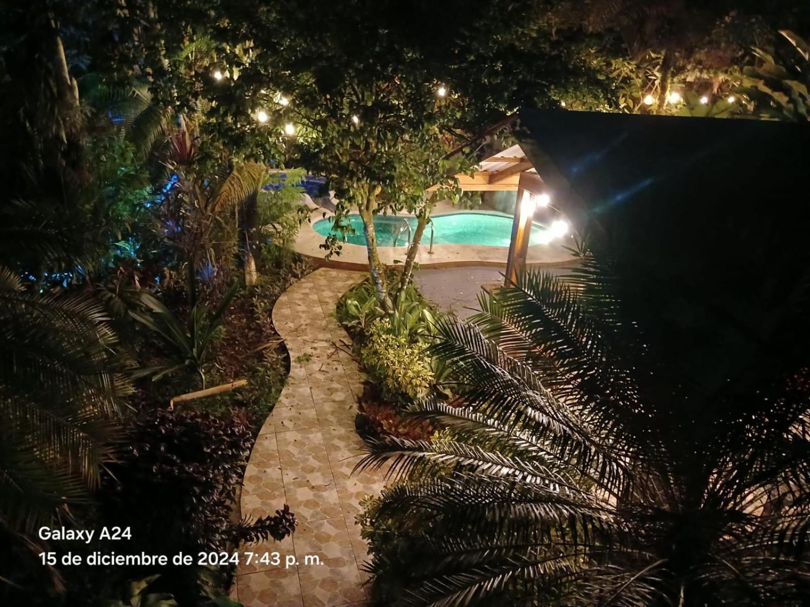 San Gabriel Apartments La Fortuna Eksteriør bilde